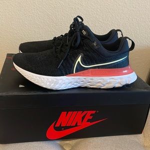 Nike react infinity run flyknit 🖤
